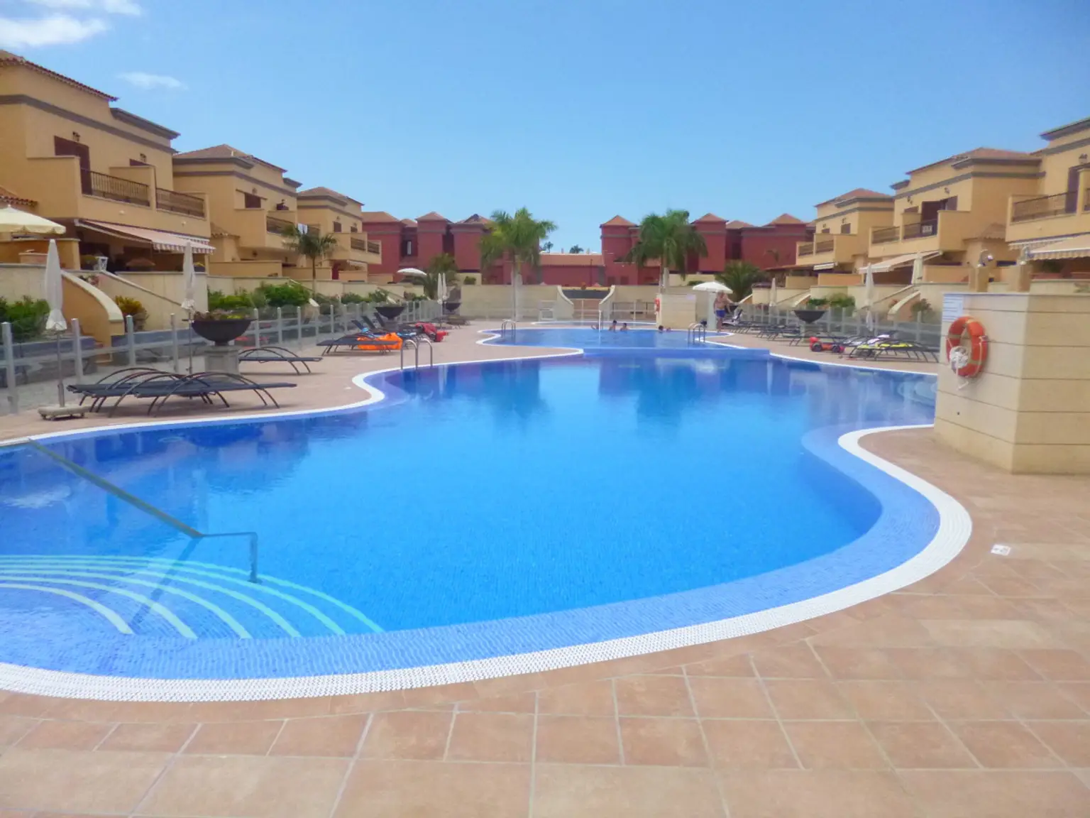 Villas-Del-Duque-Community-Pool-Costa-Adeje-Tenerife-4