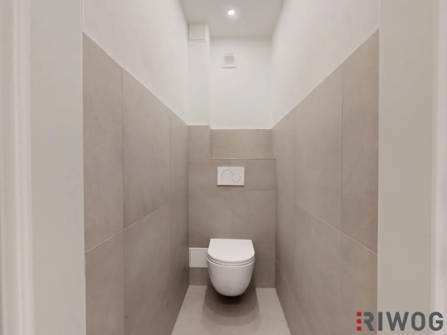 ERSTBEZUG nach Sanierung I Großzügige 2 Zimmer Wohnung mit geräumiger Küche und begehbaren Kleiderschrank I Augartennähe I Tischler Einbauküche inkl. Siemensgeräte I Gratis Miele Waschtrockner bei Kauf bis 31.12.25