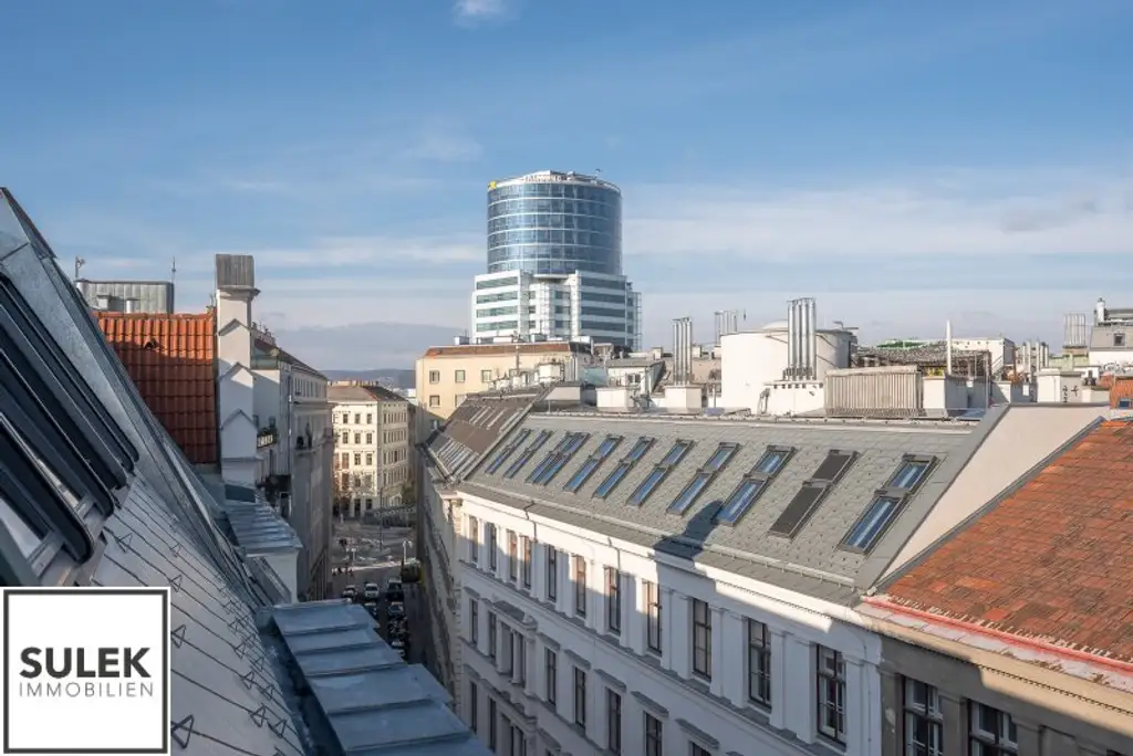 Erstbezug: traumhafte DG-Maisonette mit 3 Schlafzimmern und 2 Bädern