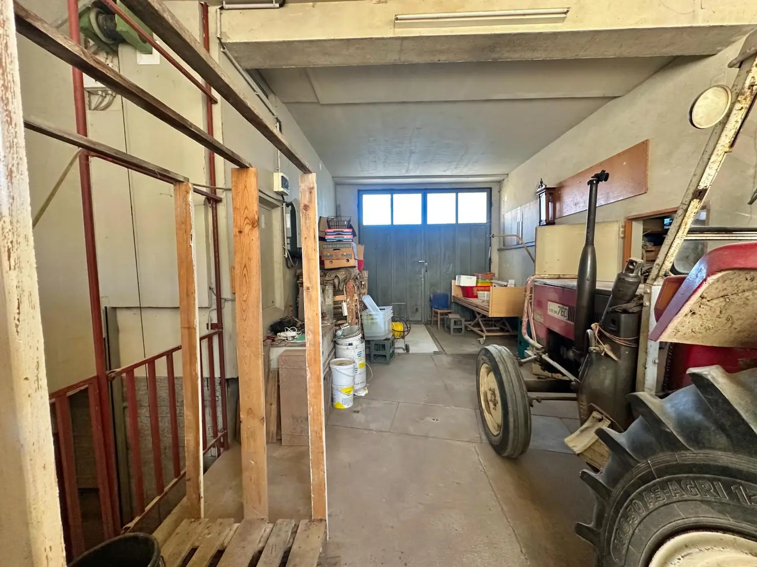 Garage 2