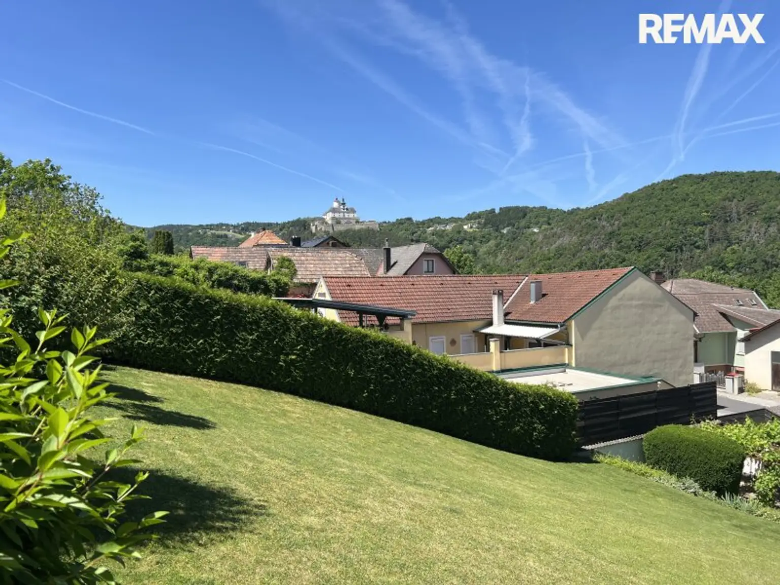 Burgblick! Charmantes Einfamilienhaus mit Garten, Terrasse und Wellnessbereich in Forchtenstein!