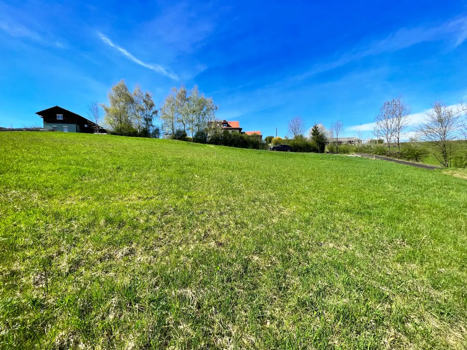 Sonniges Grundstück