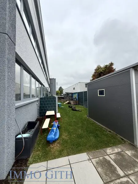 VOLL AUSGESTATTETER KINDERGARTEN IN TOP-LAGE IM INDUSTRIEGEBIET LIESING – IDEAL FÜR ELTERN AM ARBEITSPLATZ