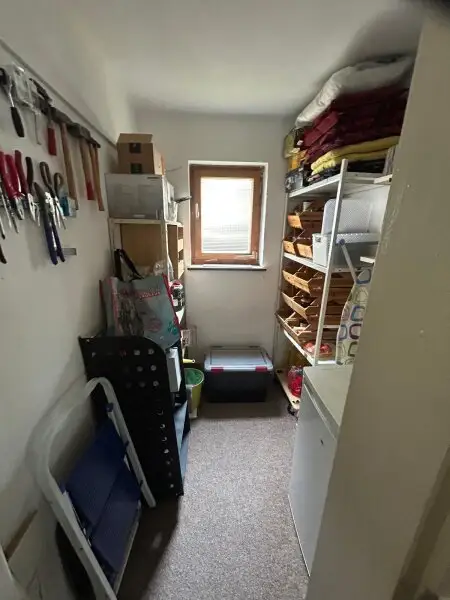 2776 m² Grund + Charmantes Einfamilienhaus im Sonnigen  Himmelberg mit Garten, + Garage & Werkstatt für 199.000 €