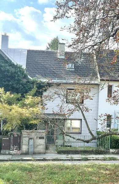 Traumhaftes Grundstück  in 1130 Wien – Ihr Eigenheim mit Garten und Fernblick!