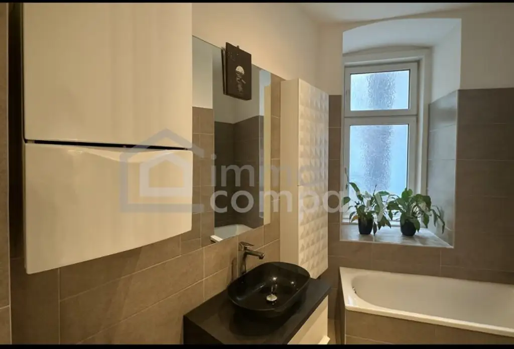 Stilvolle 3 - Zimmer - Wohnung mit Garten und Terrasse - urbanes Wohnen im 2.Bezirk