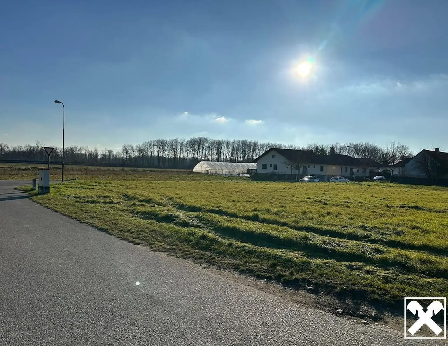 BAUEN UND WOHNEN MIT AUS- UND FERNBLICK DIREKT AN FELDER ANGRENZEND IN AUSGEZEICHNETER WOHNLAGE IM NAHBEREICH VON TULLN AN DER DONAU UND WIEN