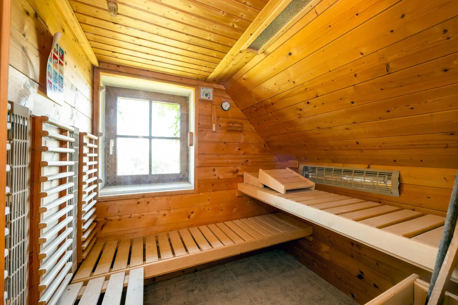 Landhaus mit Scheibengrundstück 23 Minuten vor Graz!