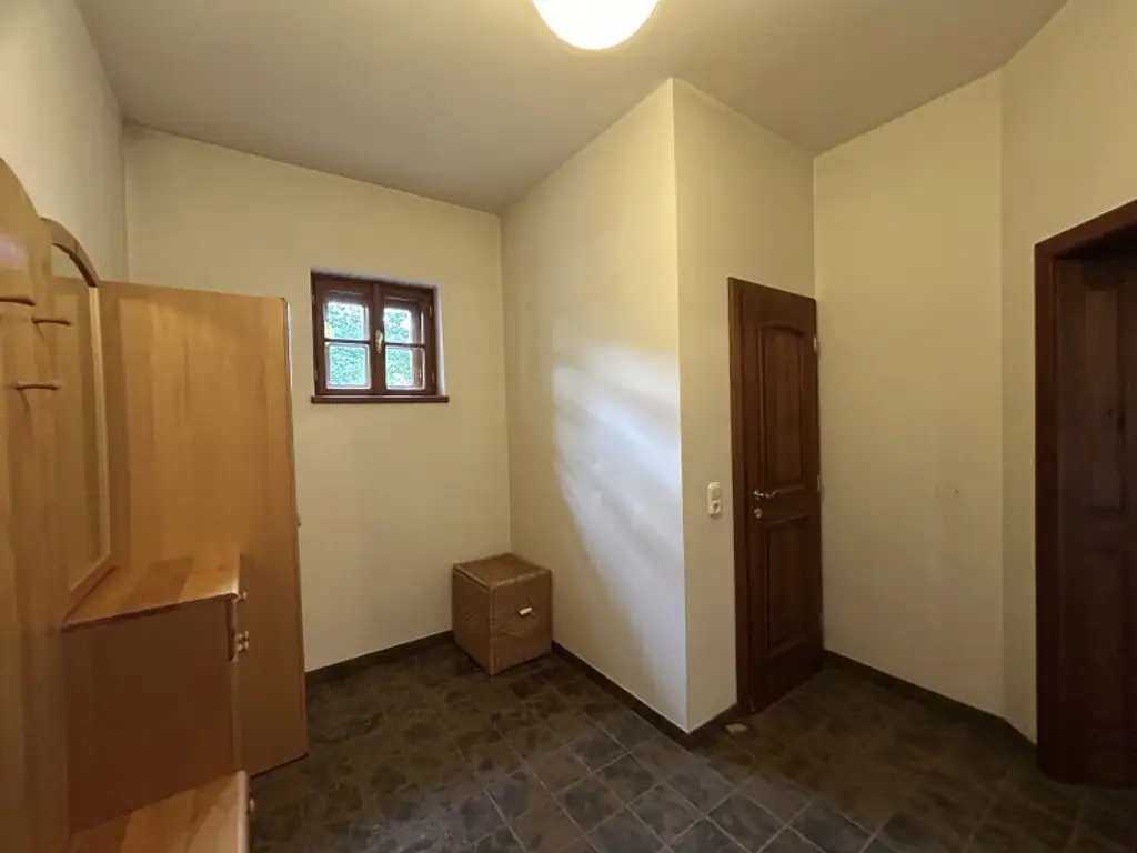 ++ Charmantes Mehrfamilienhaus mit großem Garten in Kleinmutschen ++