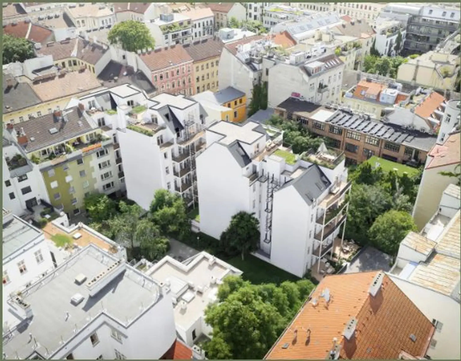 EIN WIENER ALTBAU, ZEITGEMÄSS GEDACHT