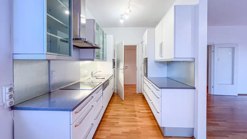 Exklusive 3-Zimmer-Wohnung mit großer Terrasse und Grünblick