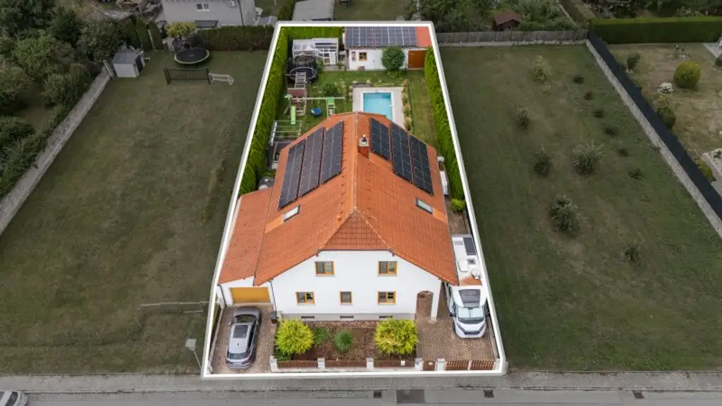 Exklusives Einfamilienhaus vor den Toren Wiens in nicht einsehbarer Grünruhelage / +++ RE/MAX Trend +++