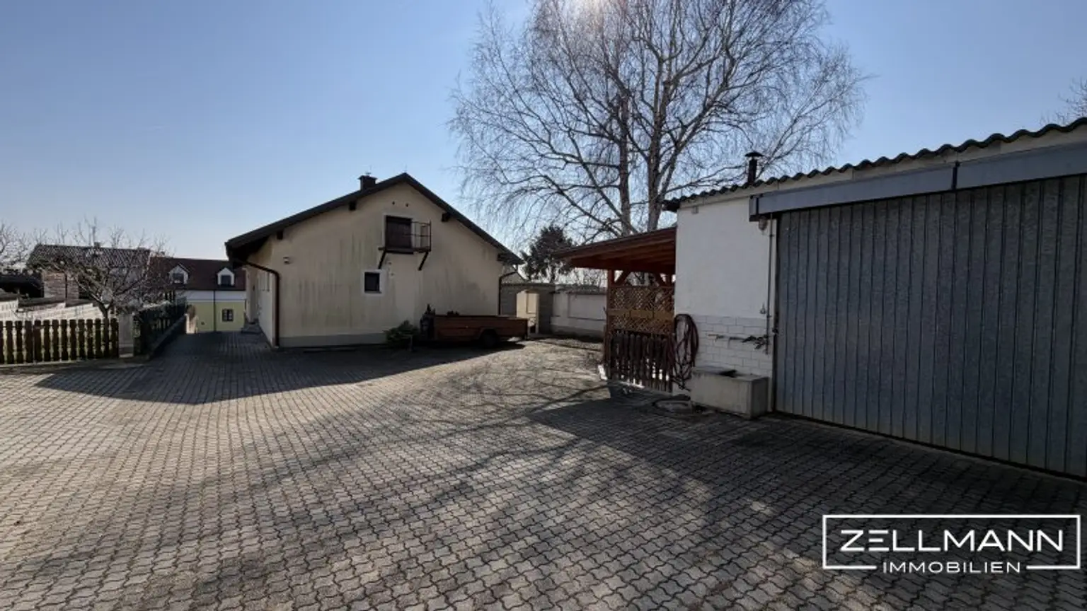 Viel Platz, viele Möglichkeiten – großzügiges Einfamilienhaus | ZELLMANN IMMOBILIEN