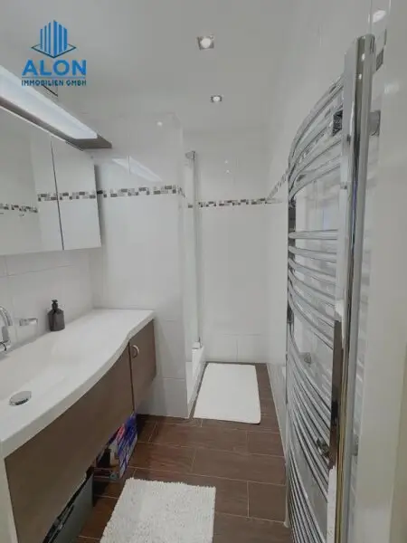 3 Zimmer | WG-geeignet | Toplage beim Naschmarkt | zentrale Anbindung | ruhige Wohnung im 3. Liftstock