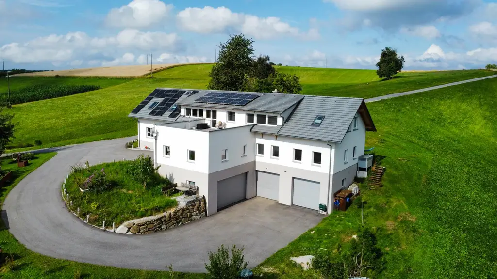 Wohnen, Wirken & Wohlfühlen - Landsitz in Niederwaldkirchen!