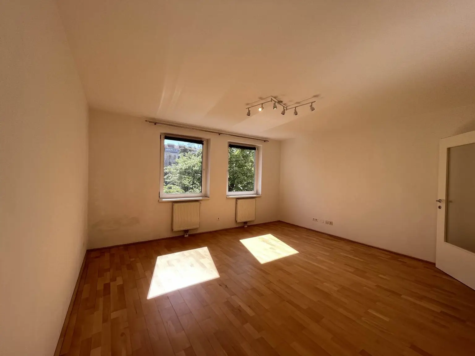 Wohnen beim Schubertpark - Helle Einzimmerwohnung in guter Lage!