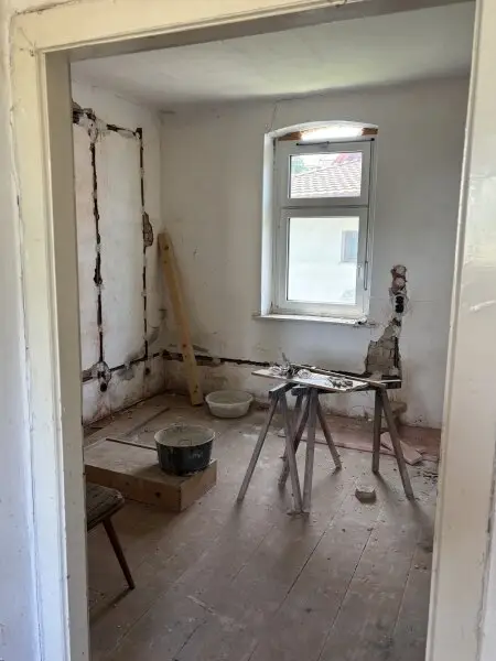 = PREISKNALLER =  Güssing !! Renovierungsobjekt in Zentrumslage mit ca. 430 m2 Eigengrund !!!