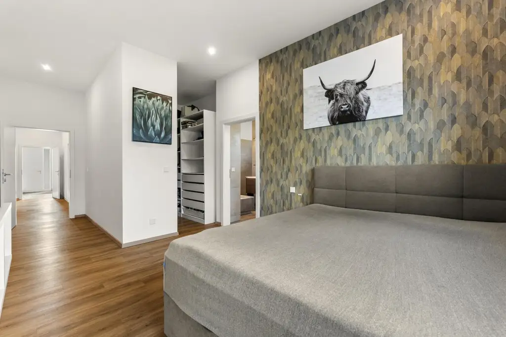 Modernes Wohnen auf einer Ebene: Ihr Traum-Bungalow mit Weitblick