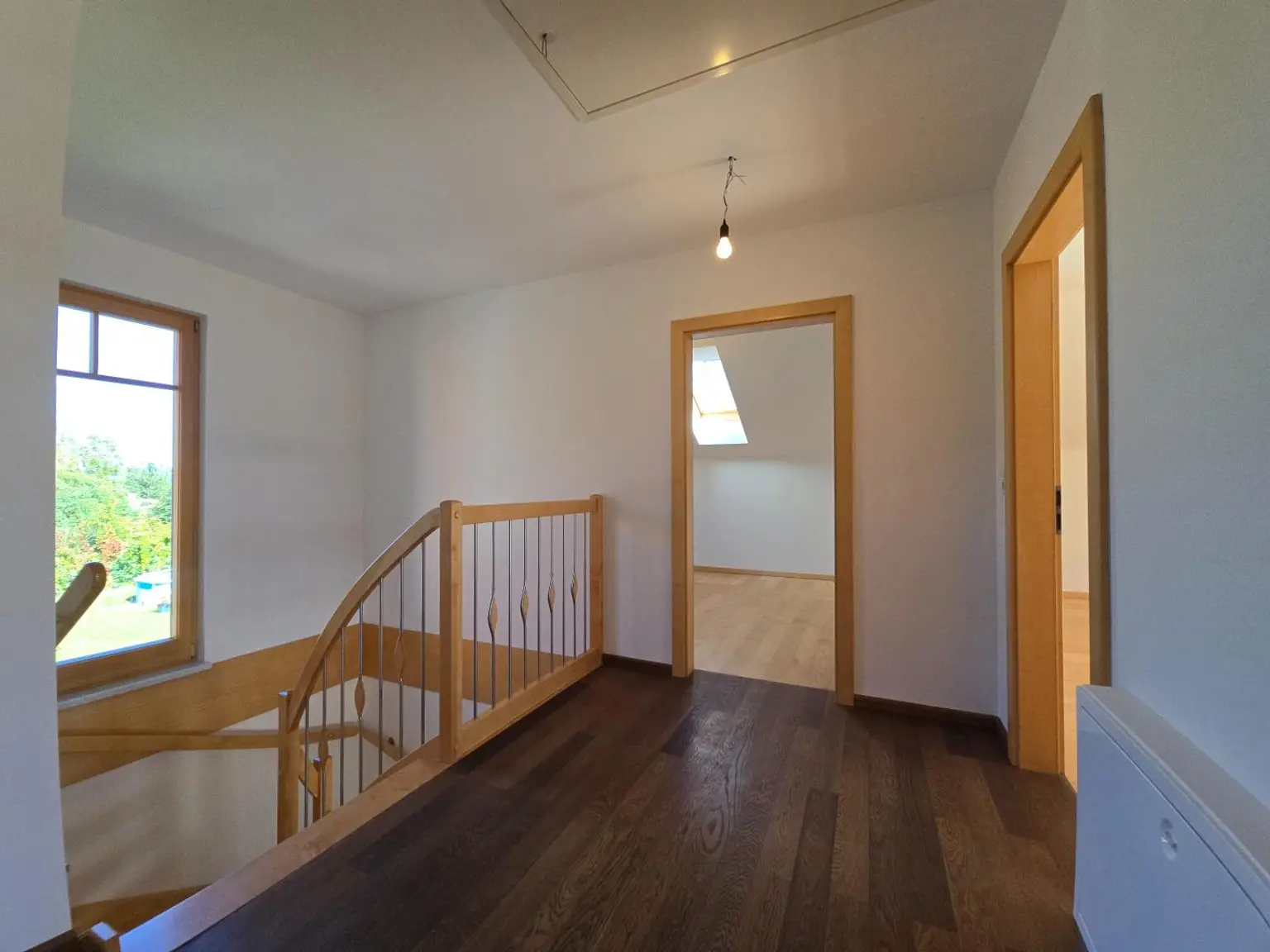 3701 Großwiesendorf/bei Großweikersdorf: Wunderschönes Einfamilienhaus mit Wohnkeller, Doppelgarage und Weinröhre