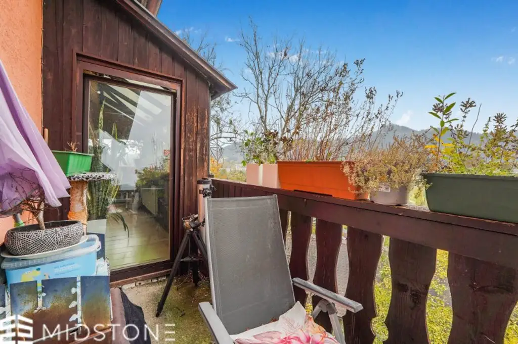 *Großzügige Maisonette Wohnung* Einzigartiges Potenzial mit Balkon und Loggia in Kapfenberg