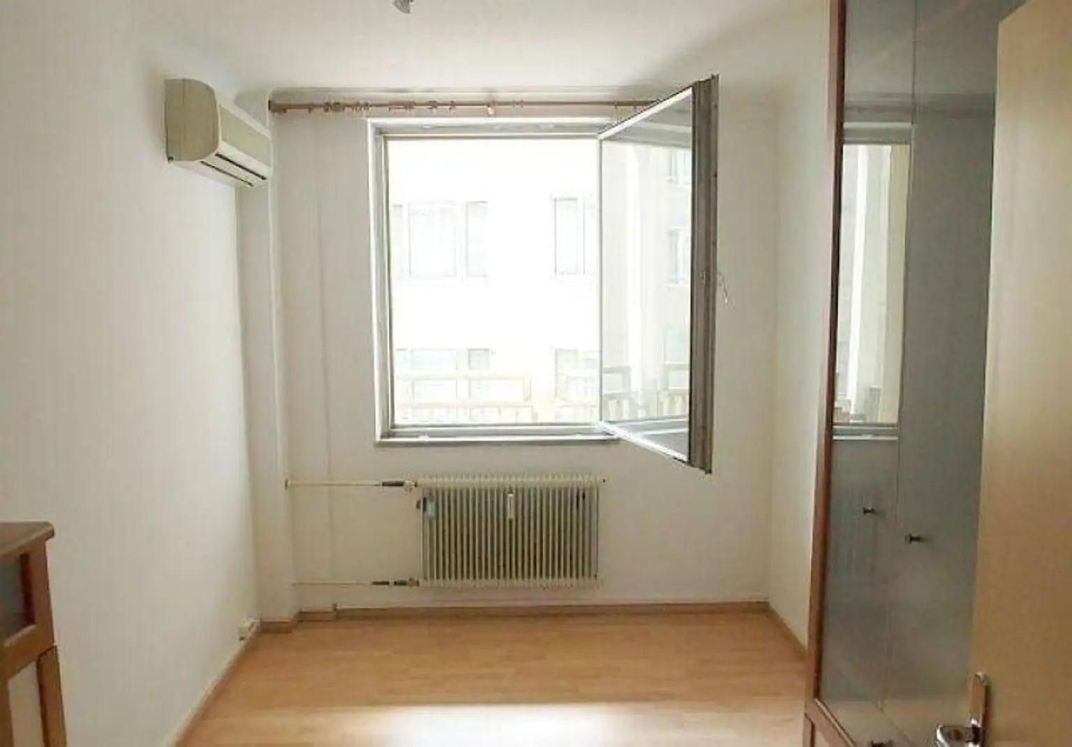 Tolle Loggia-Wohnung im Zentrum von Wien !