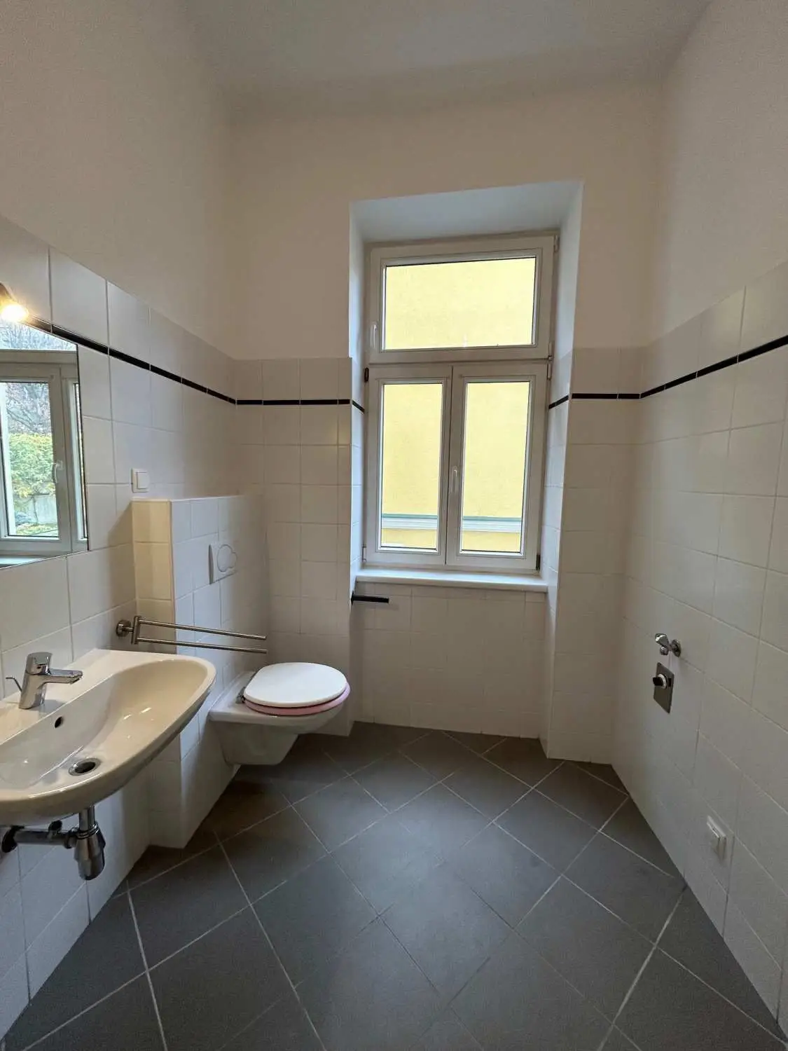 Charmante 1-Zimmer-Altbauwohnung  in ruhiger Seitengasse nächst Rosentalgasse