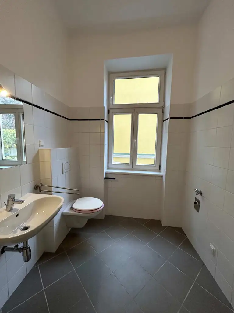 Charmante 1-Zimmer-Altbauwohnung  in ruhiger Seitengasse nächst Rosentalgasse