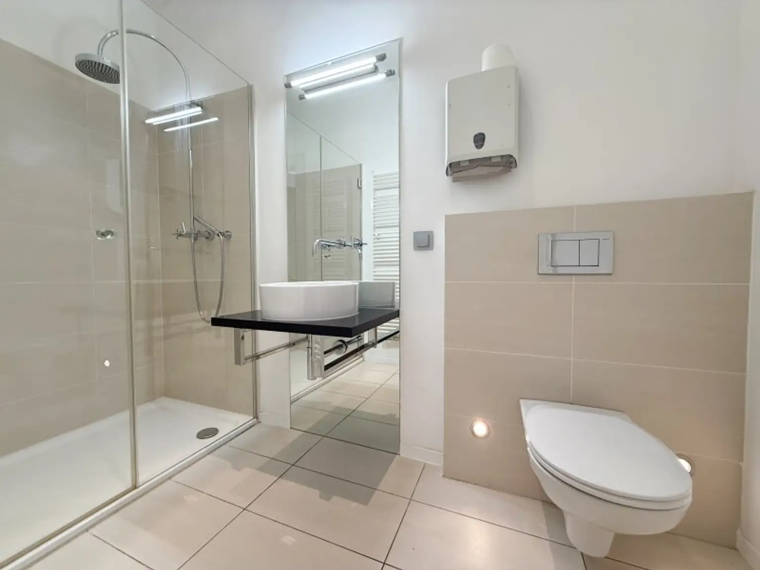 Exklusives 4-Zimmer-Altbaubüro mit Blick auf das Hotel Imperial – Kärntner Ring, 1010 Wien