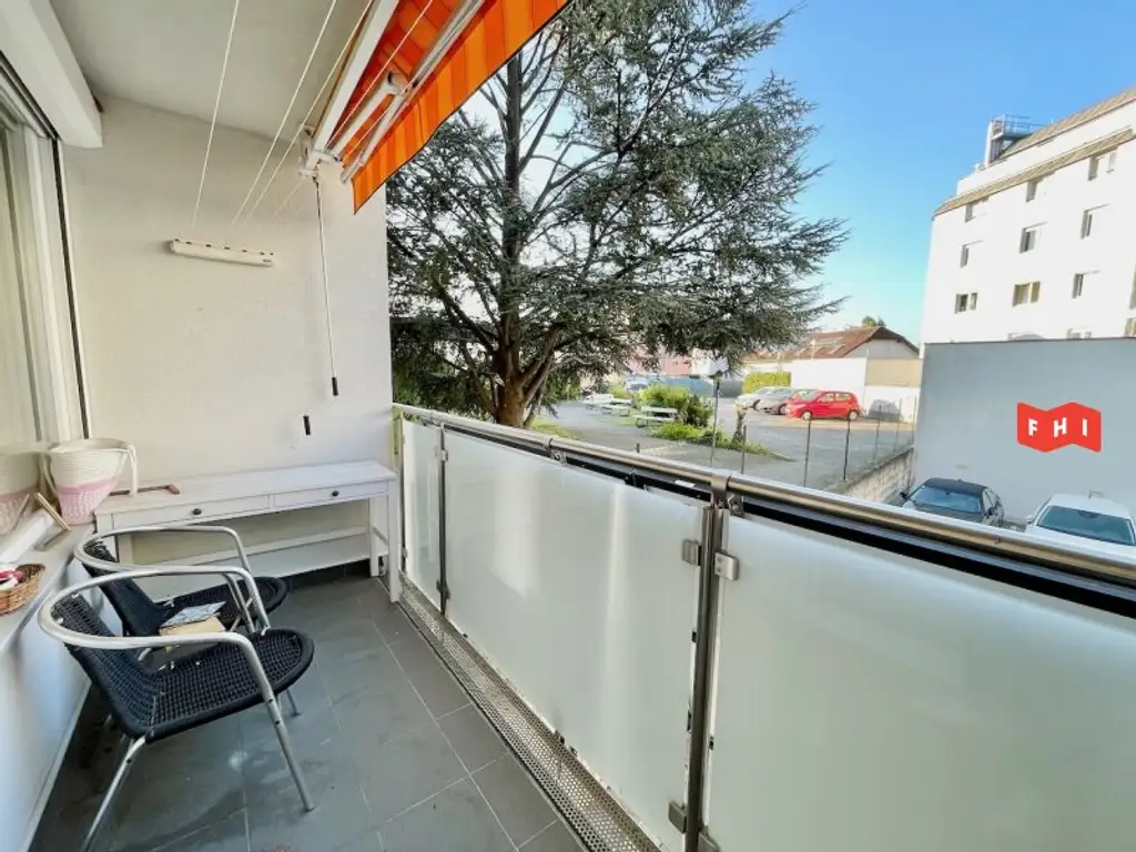 Südwestseitige 3 Zimmer Eigentumswohnung mit Loggia, Klimaanlage, Autoabstellplatz & PV-Balkonkraftwerk.