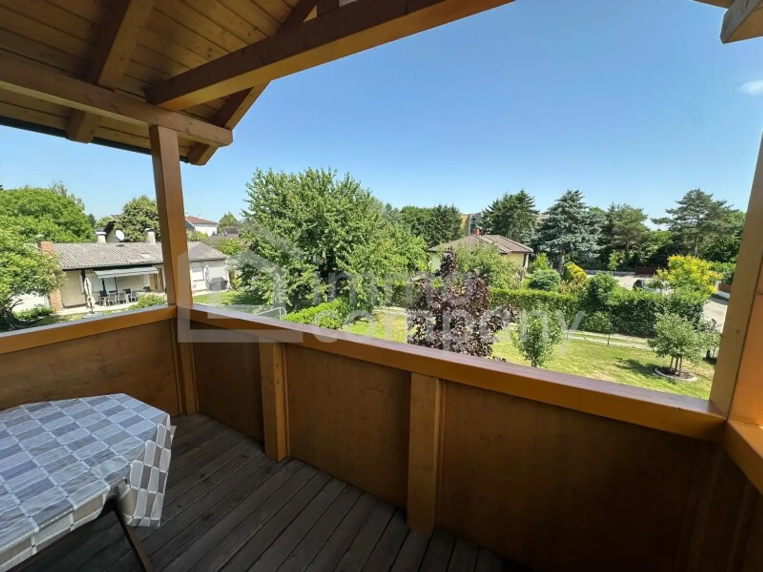 Schlüssel drehen & losleben – Stilvolles Ein-/Mehrfamilienhaus mit Garten, Vollmöbliert in Groß-Enzersdorf