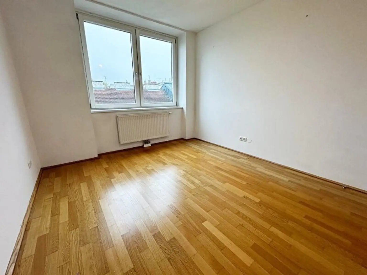 HUMBOLDTPLATZ, U1-NÄHE, 68 m2 Neubau inkl. 4 m2 Loggia, Wohnküche, 1 Zimmer, 3. Liftstock, Humboldtgasse