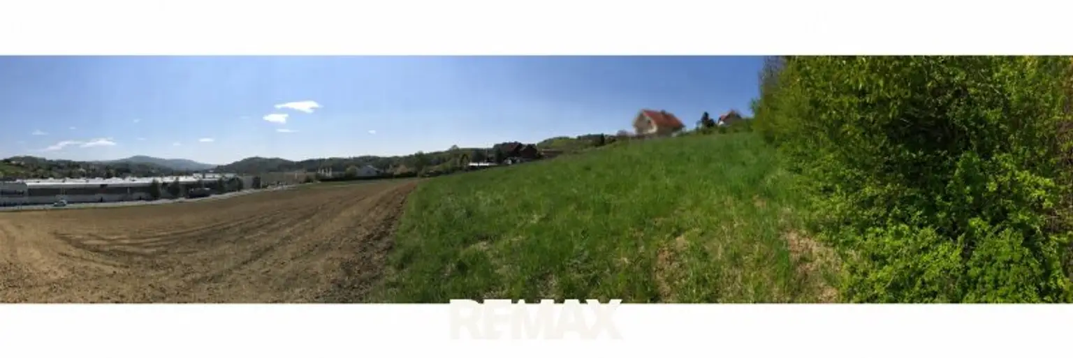 Grundstück