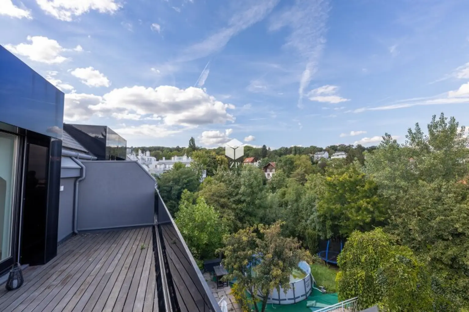 Luxuslage Schafberg: Einmalige Luxus-Maisonette mit Dachterrasse! Weitblick zum Verlieben!