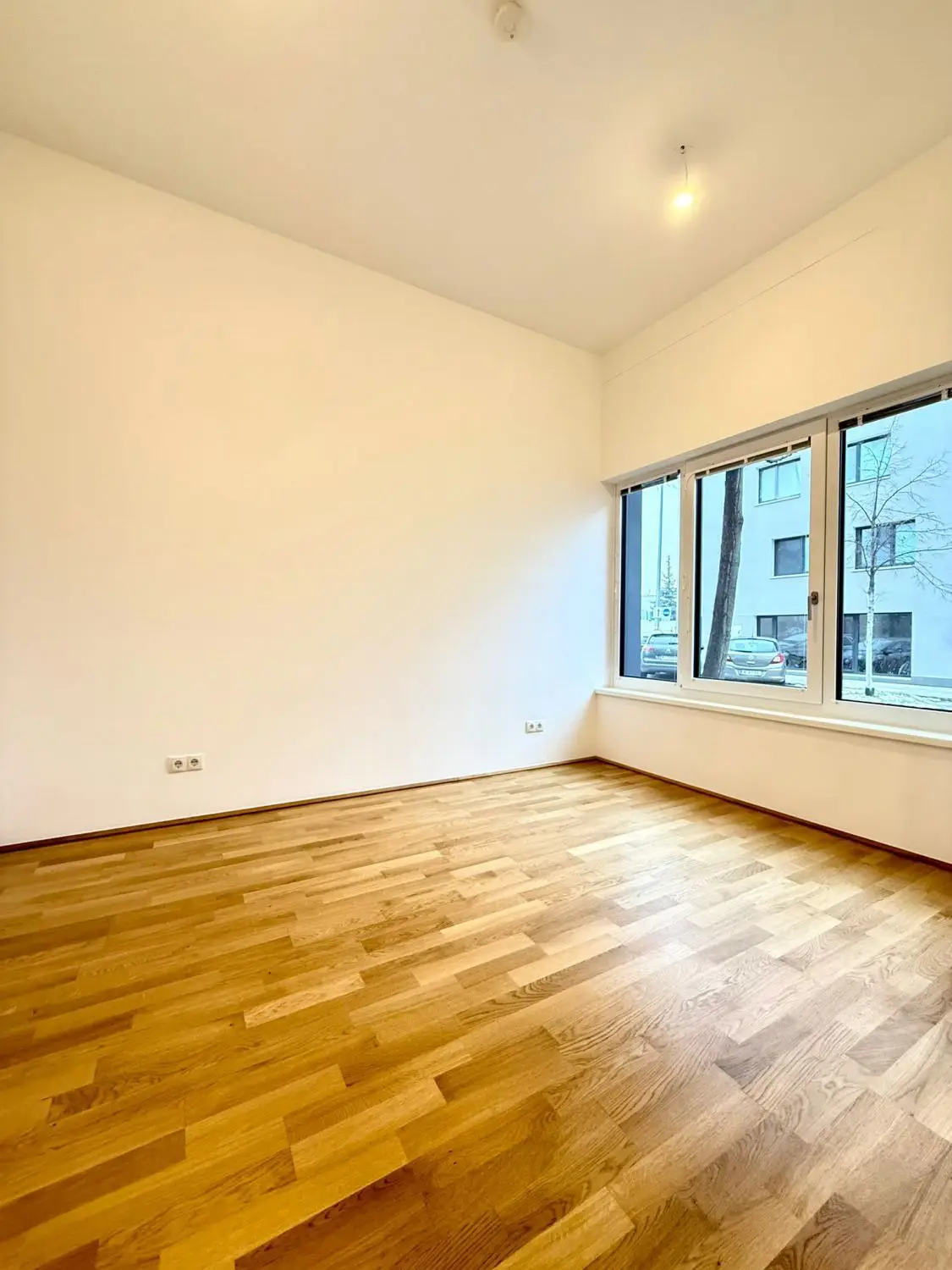 ERSTBEZUG - Traumhafte 2-Zimmer-Wohnung mit Loggia im 12. Bezirk!