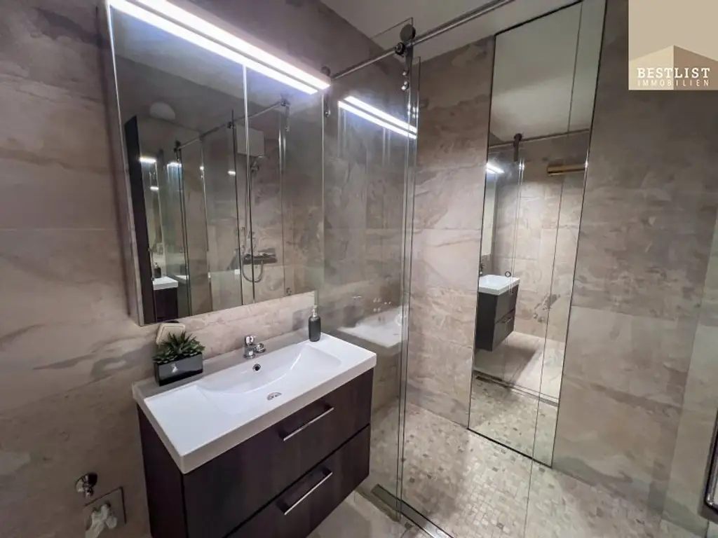 Smart wohnen in Tribuswinkel – Terrasse, Tiefgarage, Abstellplatz und Top-Infrastruktur