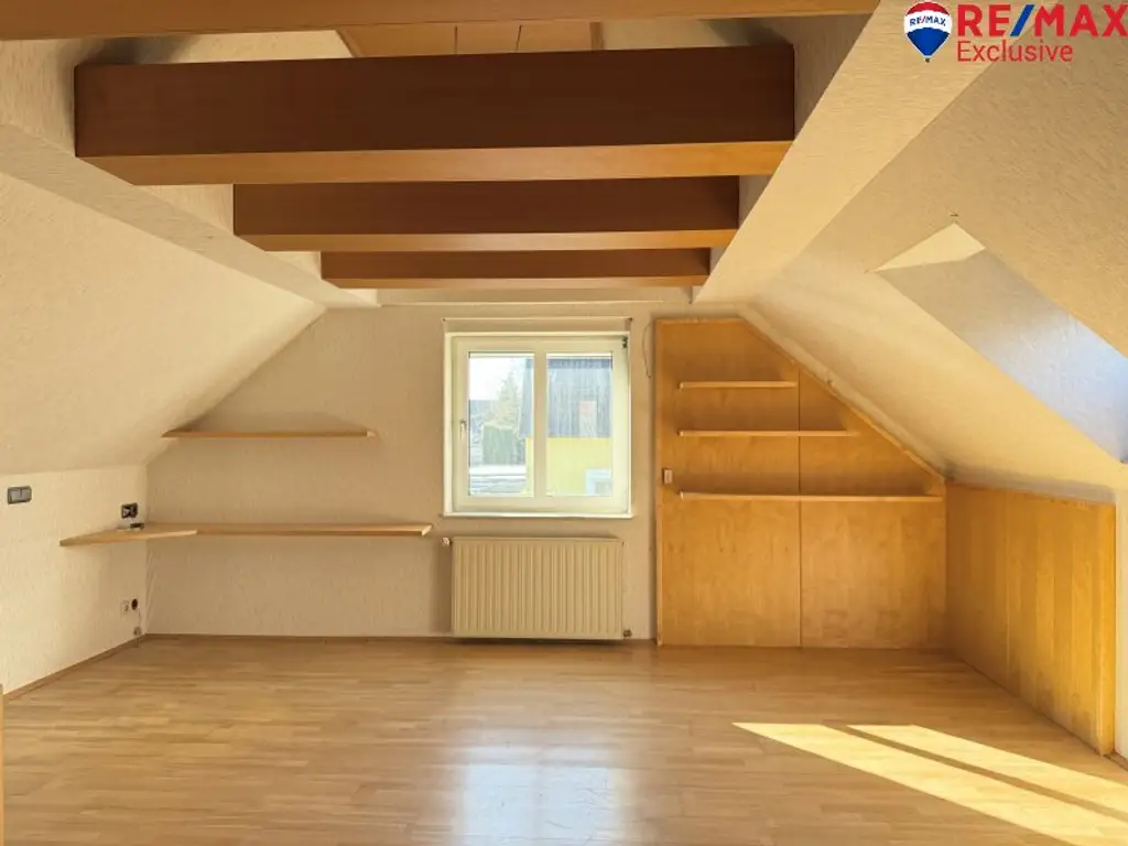 Wohnen im Grünen – Einfamilienhaus mit 653 m² Grund in Bad Fischau-Brunn zu kaufen!