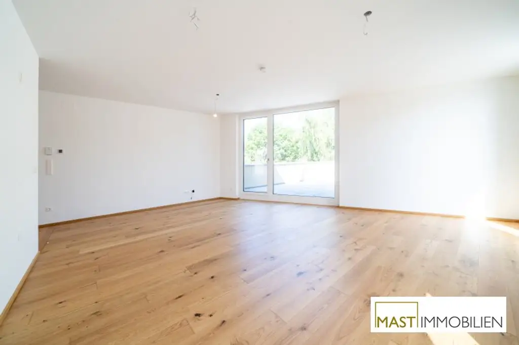 *Sommer 2025* Rund 180 qm Freifläche und Blick auf den See bei dieser exklusiven Dachgeschosswohnung!