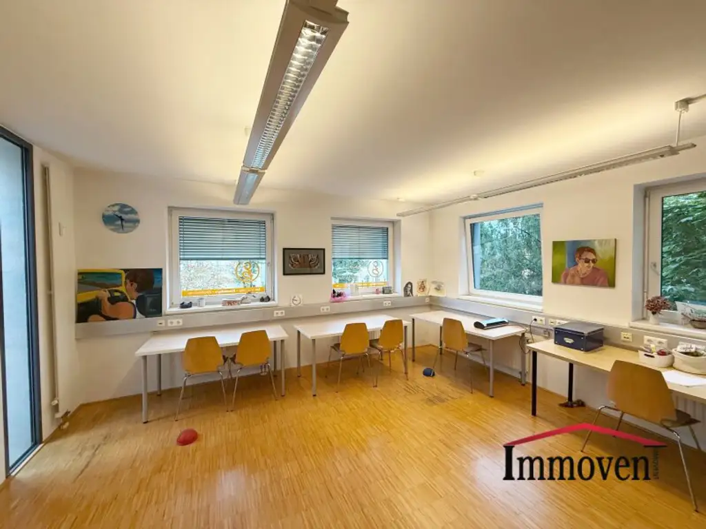 Gut geschnittenes Büro nahe dem Universitätszentrum