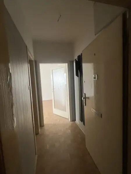 2,5 Zimmer Eigentum in saniertem Haus (U1 Nähe)