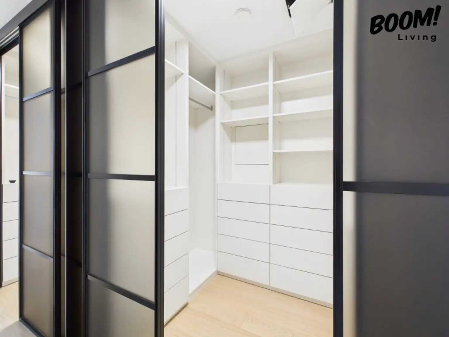 Architektonisches Wohnen //  Design-Wohnung im 18. Bezirk – 139 m², 2 Loggien & Garage inklusive