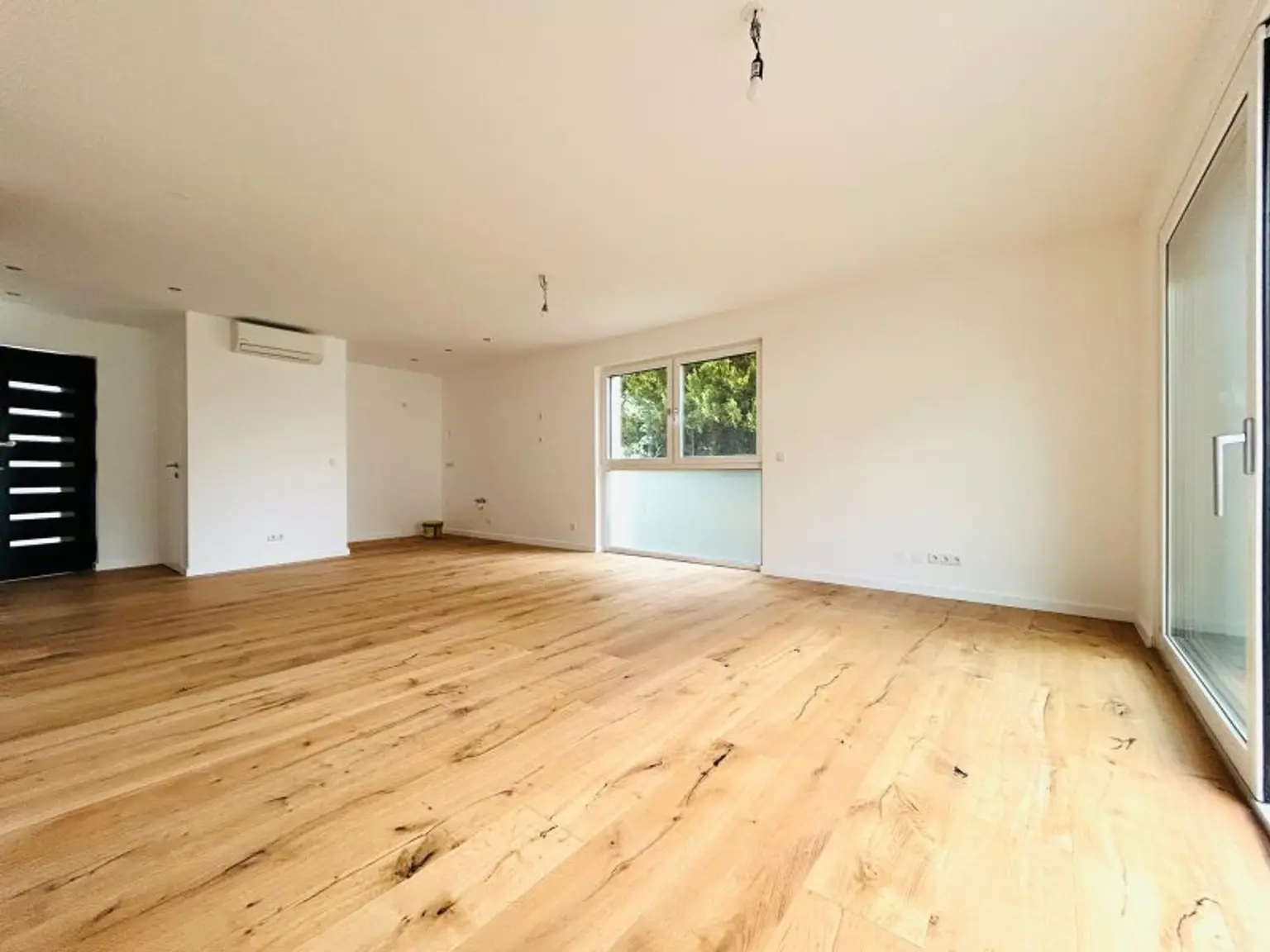 ERSTBEZUG! Doppelhaus mit Garten - Balkon - DG-Terrasse und PKW-Stellplatz | Hochwertige Ausstattung