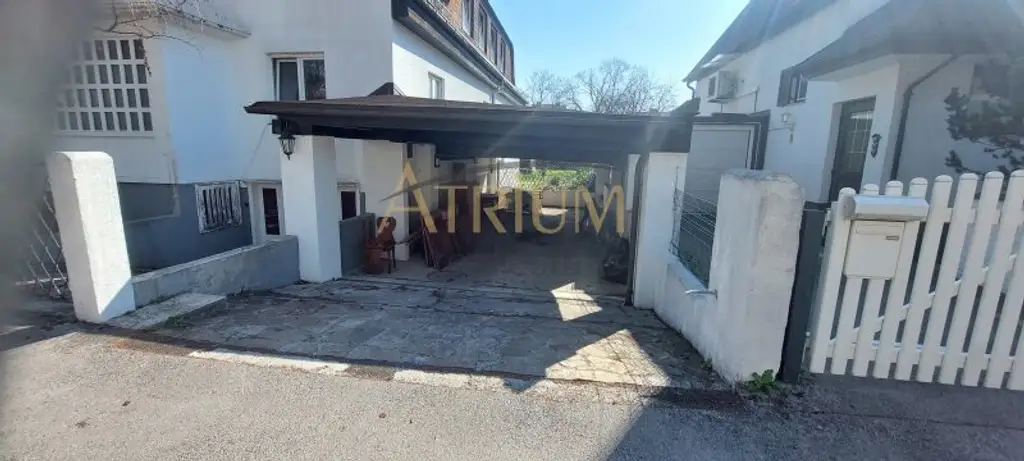 Familienfreundliches Sanierungsobjekt in attraktiver und ruhiger Lage in Baden!