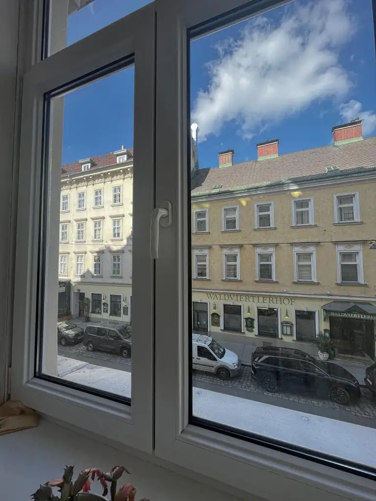 Altbau mit Loggia