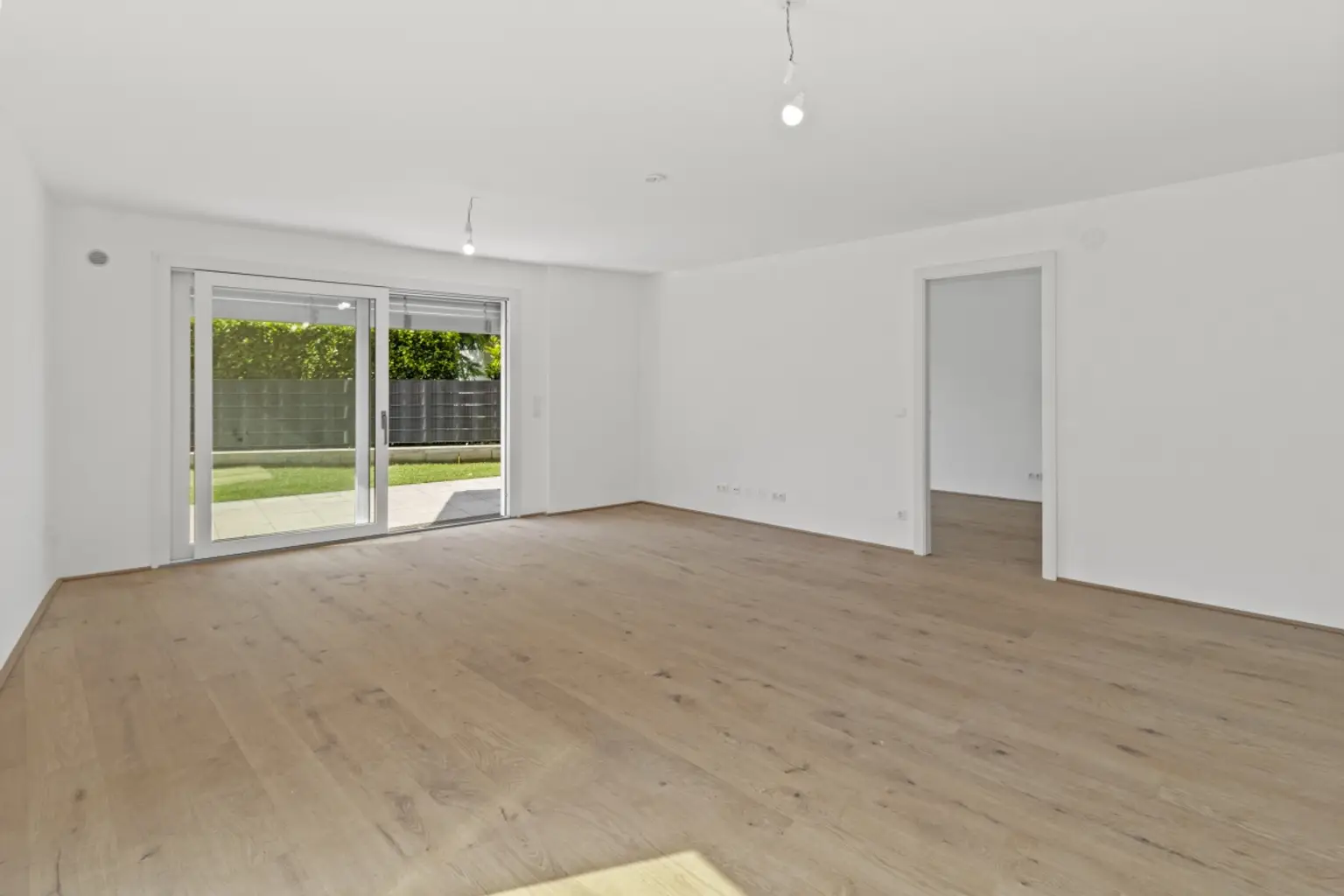 E | ++ GRÜNES WOHNGLÜCK ++ 3-Zimmer-Gartenwohnung im PROJEKT KARL74 | Prima Service Immobilien