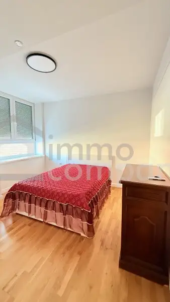 Räumige und helle Wohnung zu vermieten