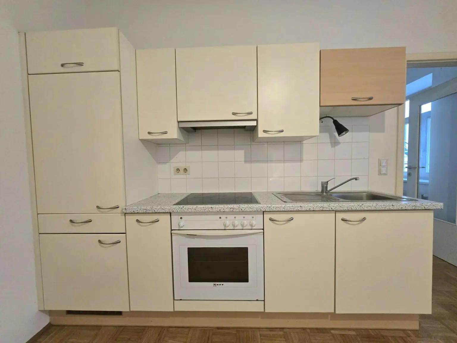 Nette 2 Zimmer Wohnung – Zentrum - ab sofort!
