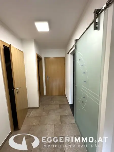 5710 Kaprun: Rent: Garden Apartment; Falkenbachwandgasse, 3-room apartment on 2 floors, partially furnished! Fireplace! Parkingplace