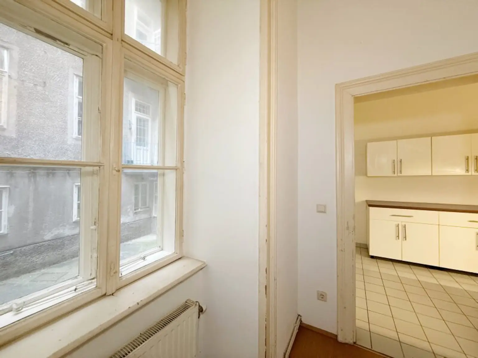 4-Zimmer-Wohnung in zentraler Lage Wiens – ideal geeignet als WG für 3 Studenten