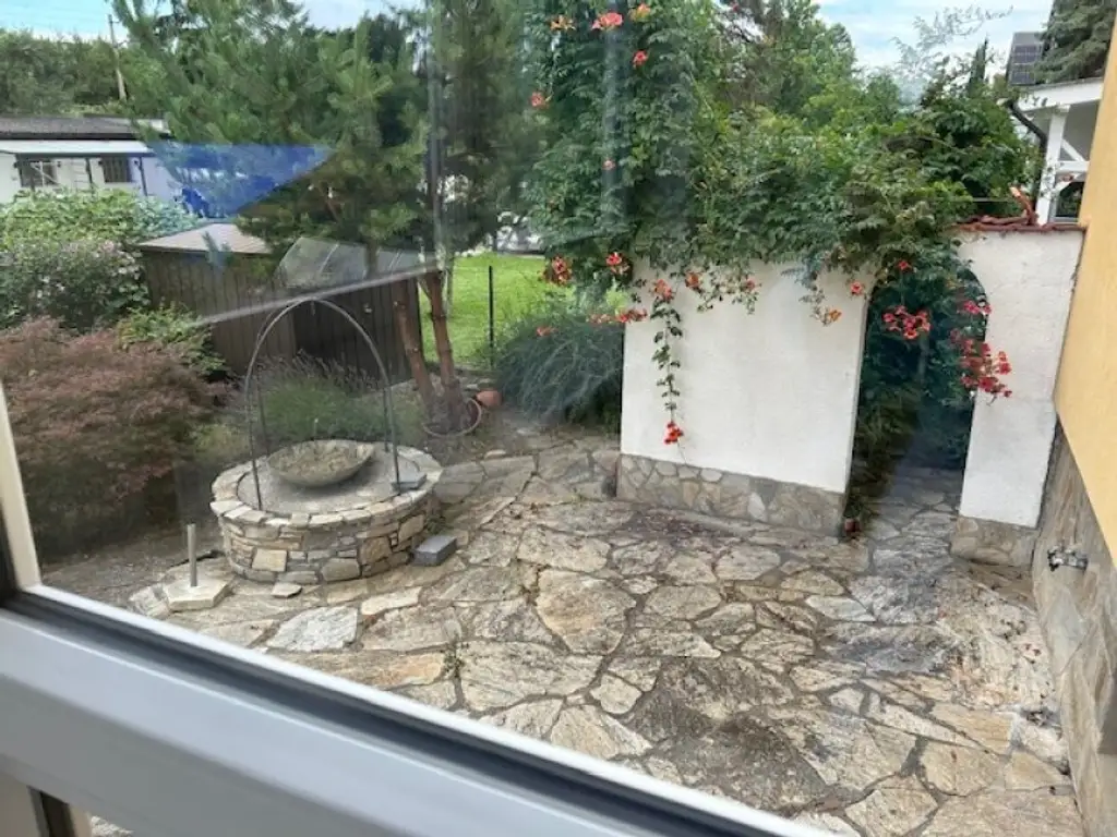 +++ TOP PREIS P.B. - KORNEUBURG, GROSSES 7 ZIMMER EIN -ZWEIFAMILIENHAUS, BENÖTIGT LIEBEVOLLE MODERNISIERUNG, toller Wintergarten und Terrasse Altbaumbestand GARTEN +++