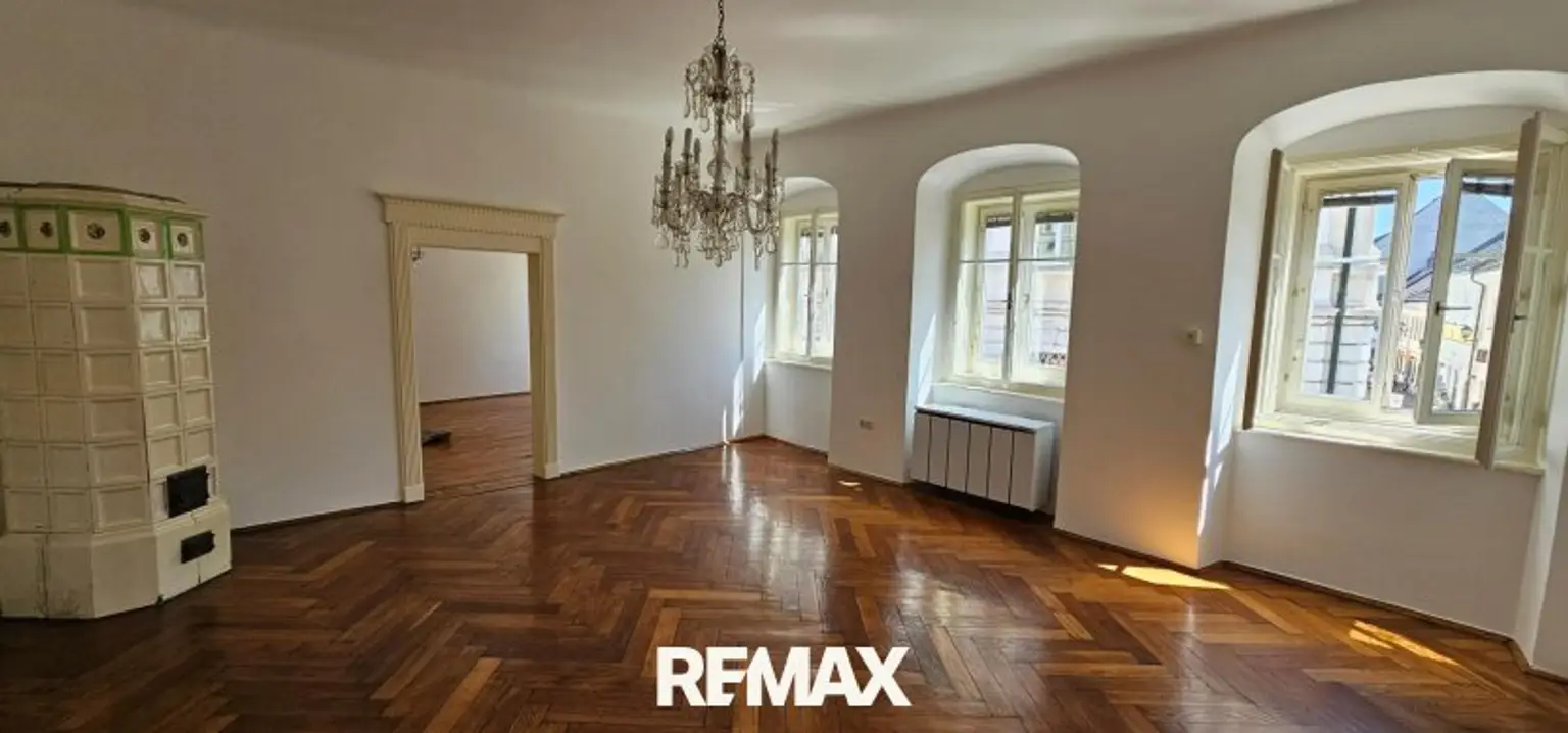 Zimmer 3  ~ 31,3m²  1. Aufnahme